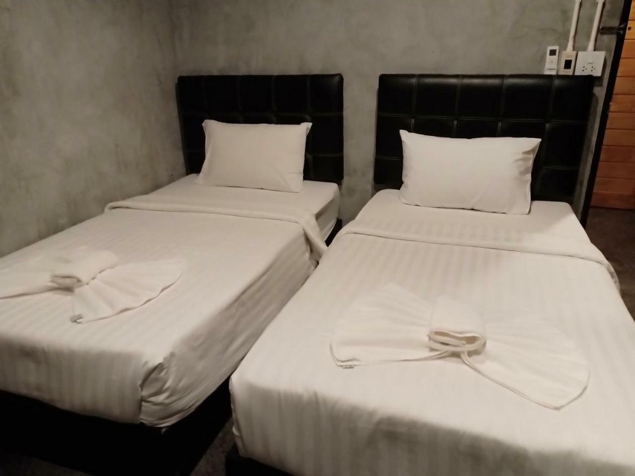 Loftel @ Nakhon Hostel Nakhon Si Thammarat Bagian luar foto